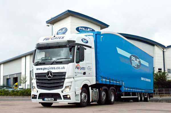 Gates wide open to New Actros fuel savings thumbnail image