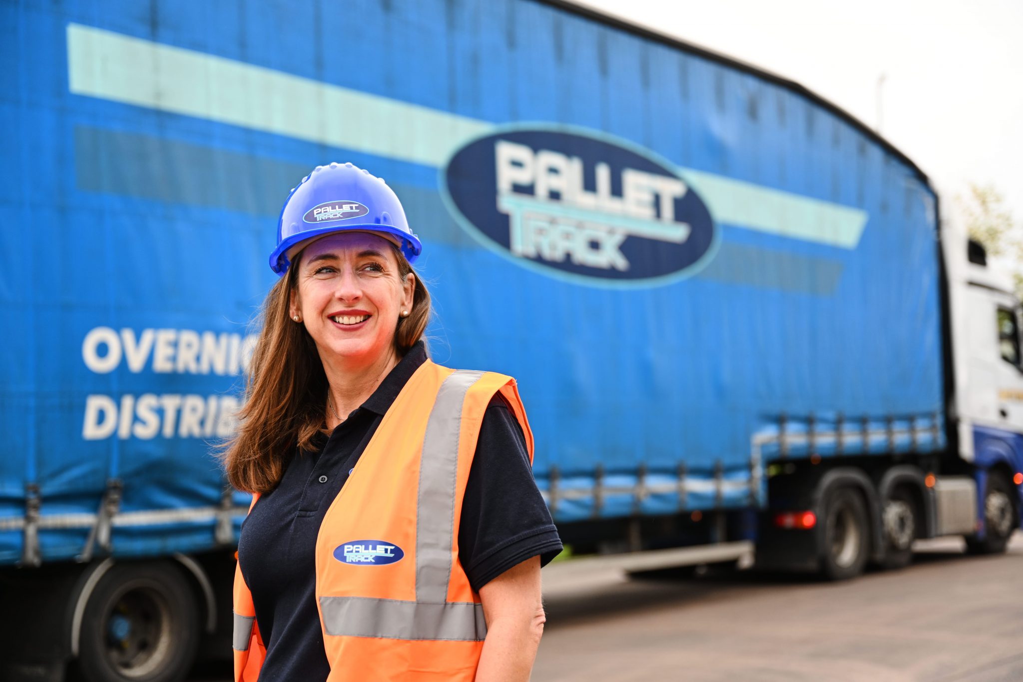 Research reveals young women are driving ahead in HGV tests thumbnail image