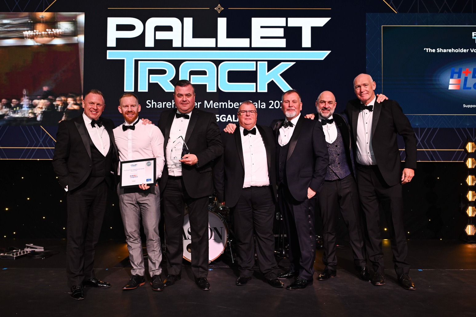 Oldham haulier celebrates award win after decade of growth thumbnail image